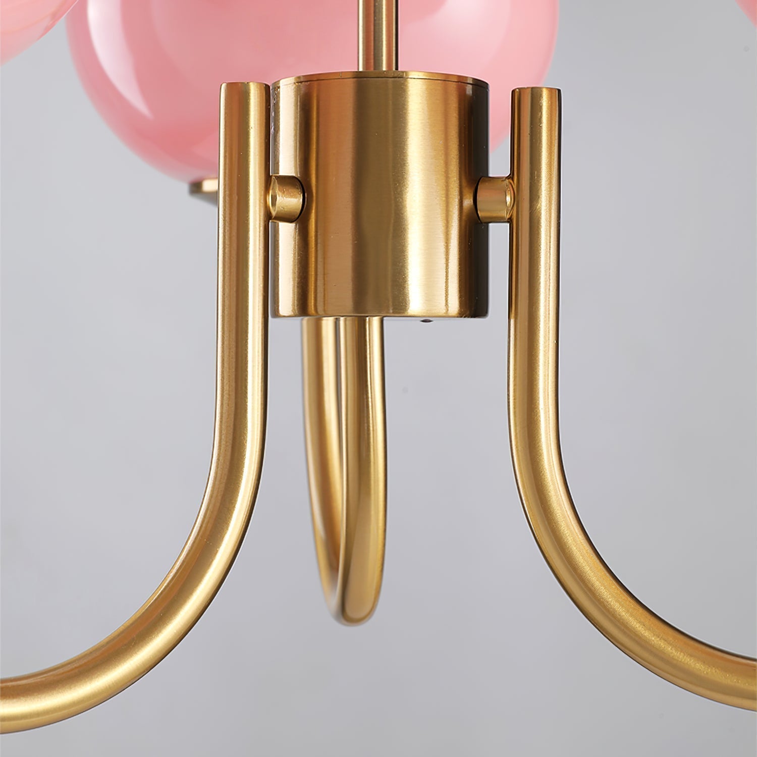 Suspension Chic en Guimauve - Éclat Doux et Élégant pour Intérieur
