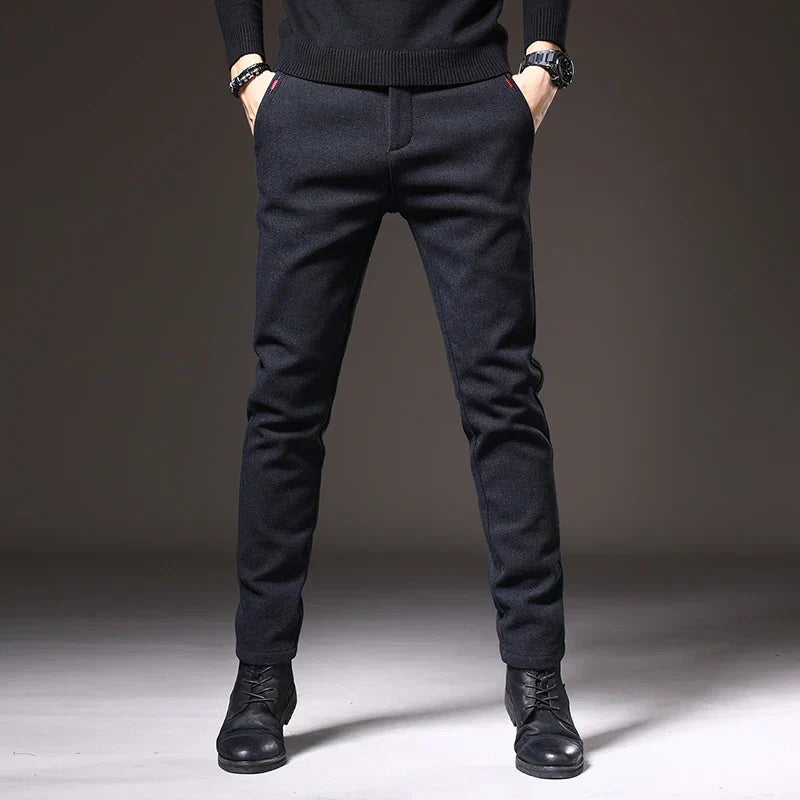 Pantalon Tailleur Sophistiqué - Coupe Précise et Tissu de Qualité