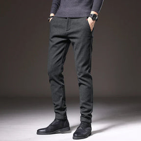 Pantalon Tailleur Sophistiqué - Coupe Précise et Tissu de Qualité