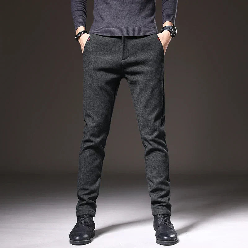 Pantalon Tailleur Sophistiqué - Coupe Précise et Tissu de Qualité