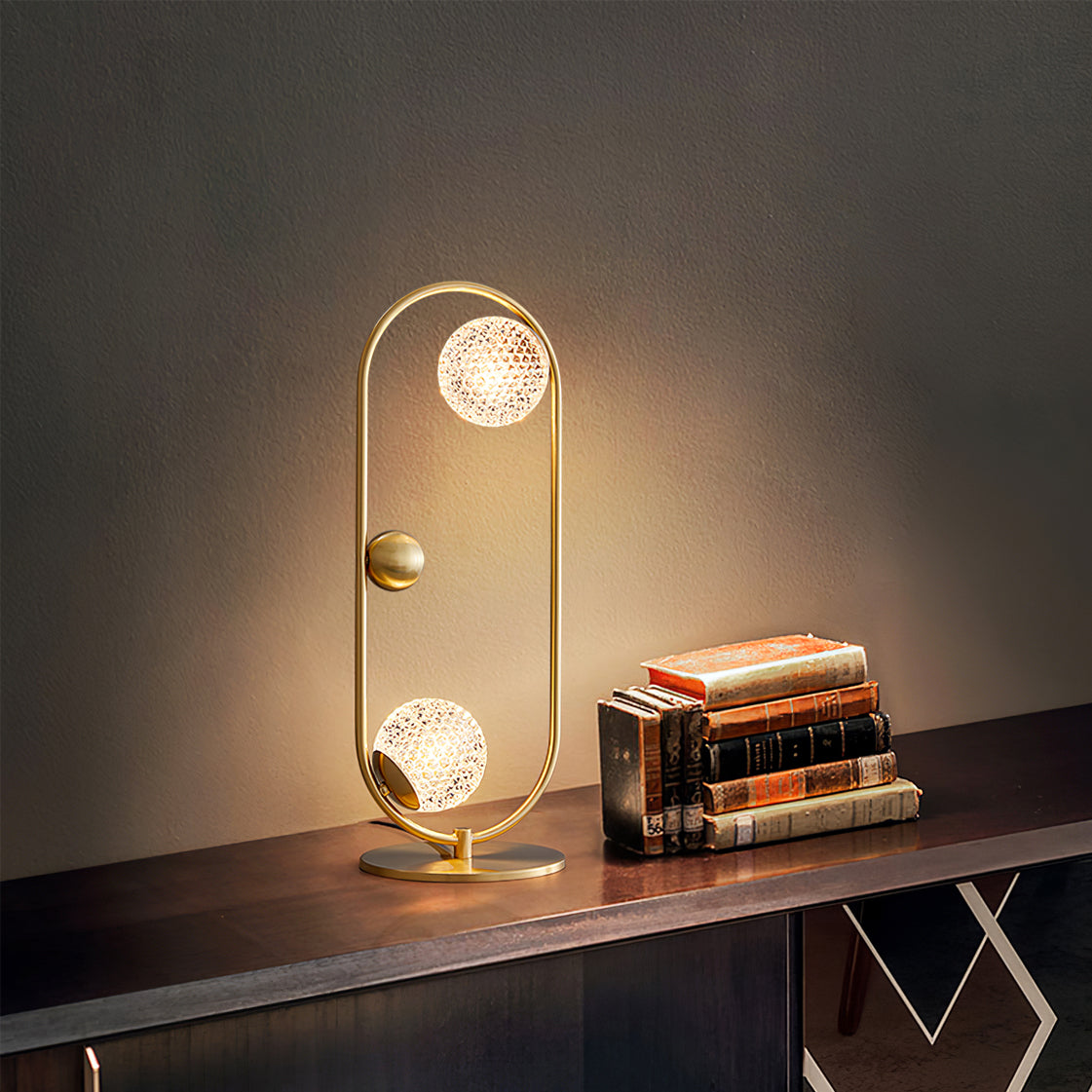Lampe de Table Élégante en Verre - Design Asymétrique et Matériaux de Qualité