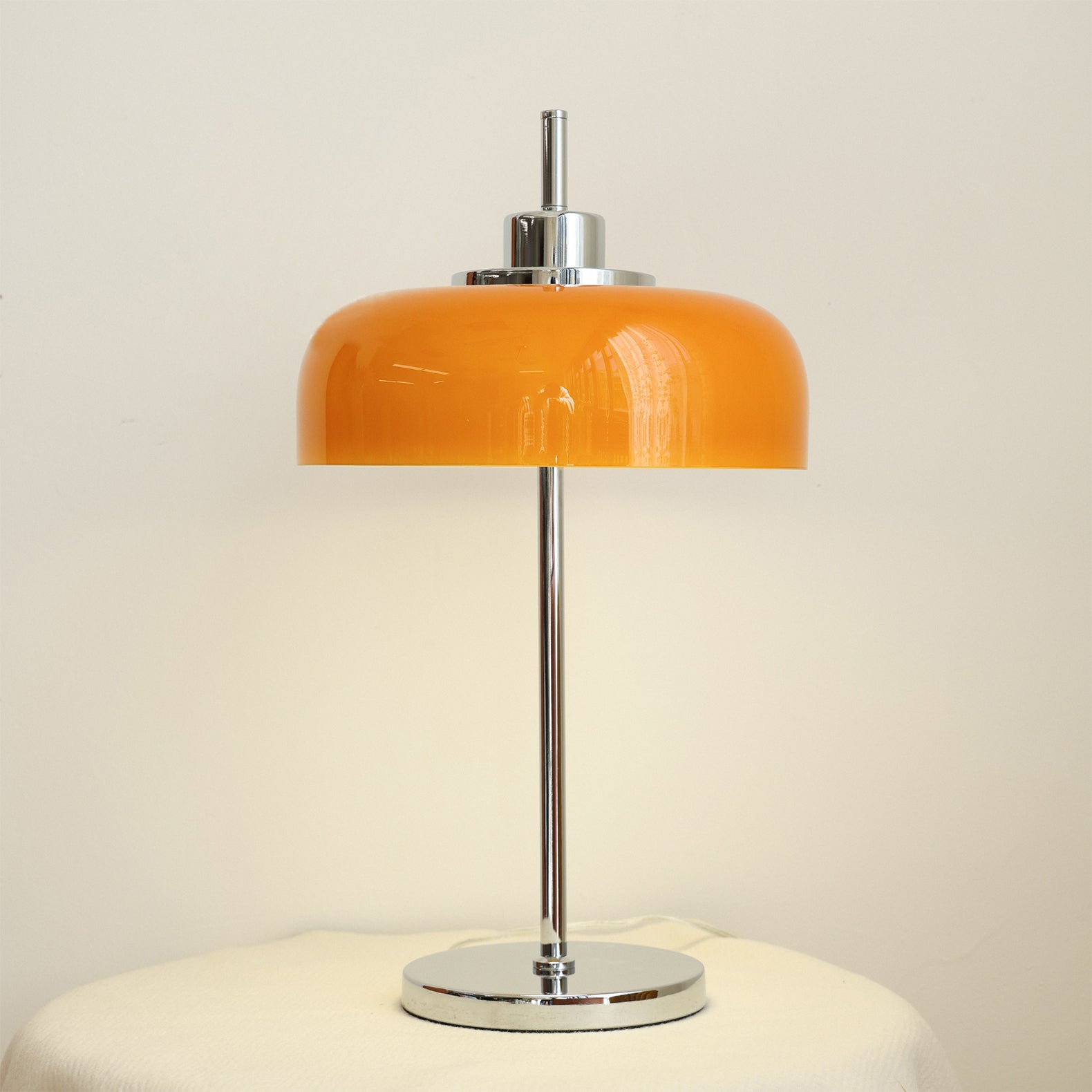 Lampe de Bureau LED Rétro - Design Élégant et Durable