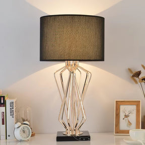 Lampe de Table Élégante en Métal - Design Raffiné avec Abat-jour en Lin