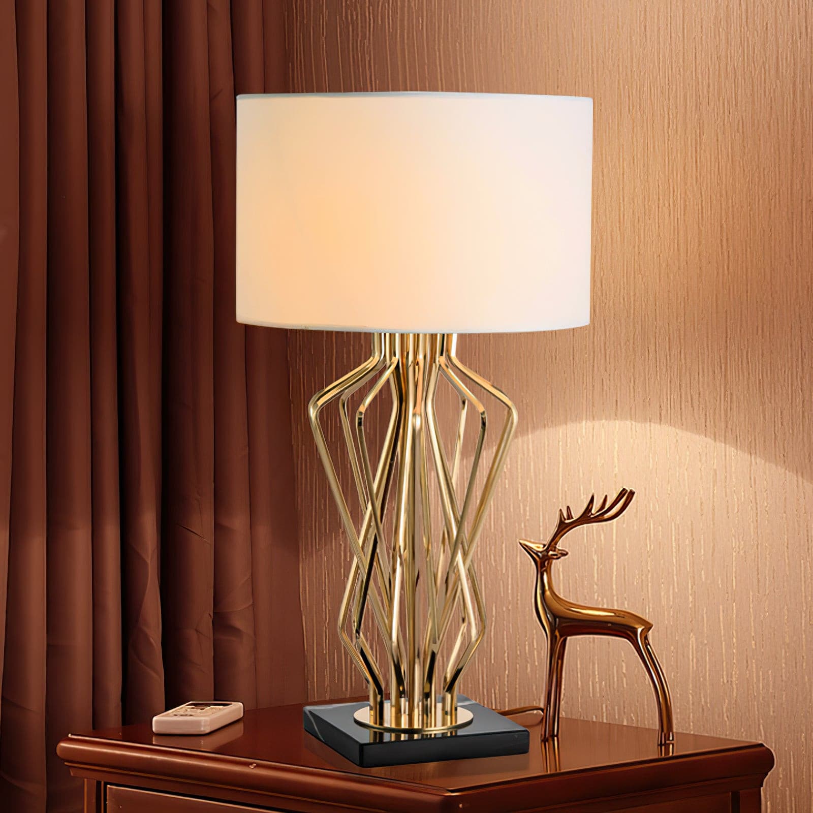 Lampe de Table Élégante en Métal - Design Raffiné avec Abat-jour en Lin