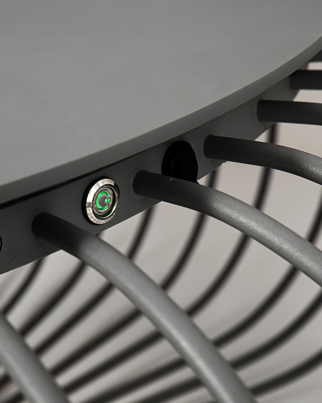 Lampe de Table Extérieure Élégante - Design Durable et Éclairage LED