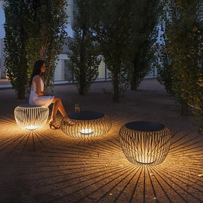 Lampe de Table Extérieure Élégante - Design Durable et Éclairage LED