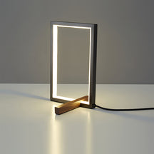 Lampe de Table en Cuivre et Noyer - Design Élégant et Éclairage Doux