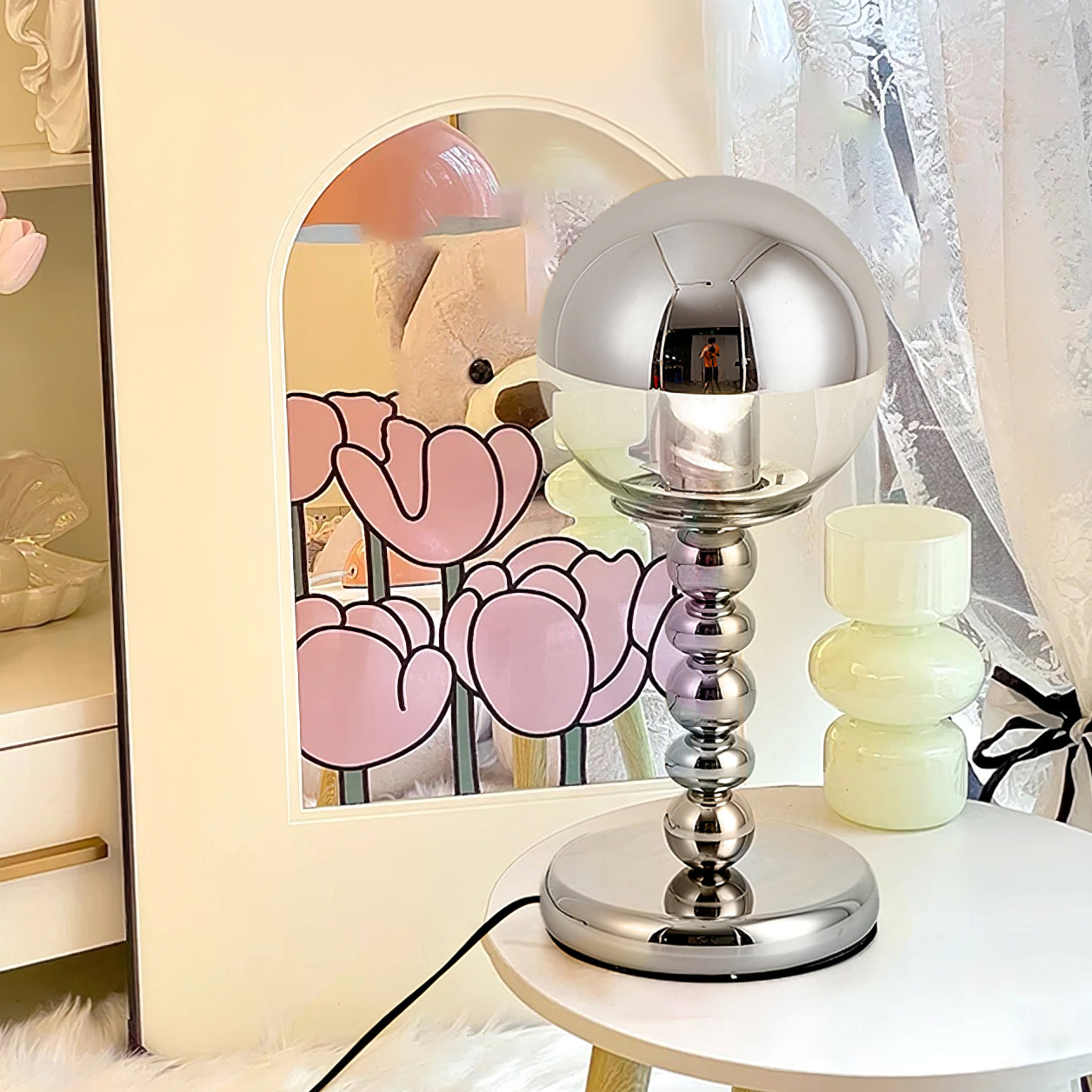 Lampe de Table Chrome Minimaliste - Design Élégant et Compact