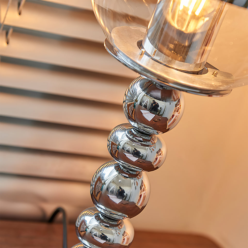 Lampe de Table Chrome Minimaliste - Design Élégant et Compact