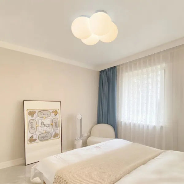 Lampe de Plafond Contemporaine - Élégance Minimaliste et Lumière Apaisante