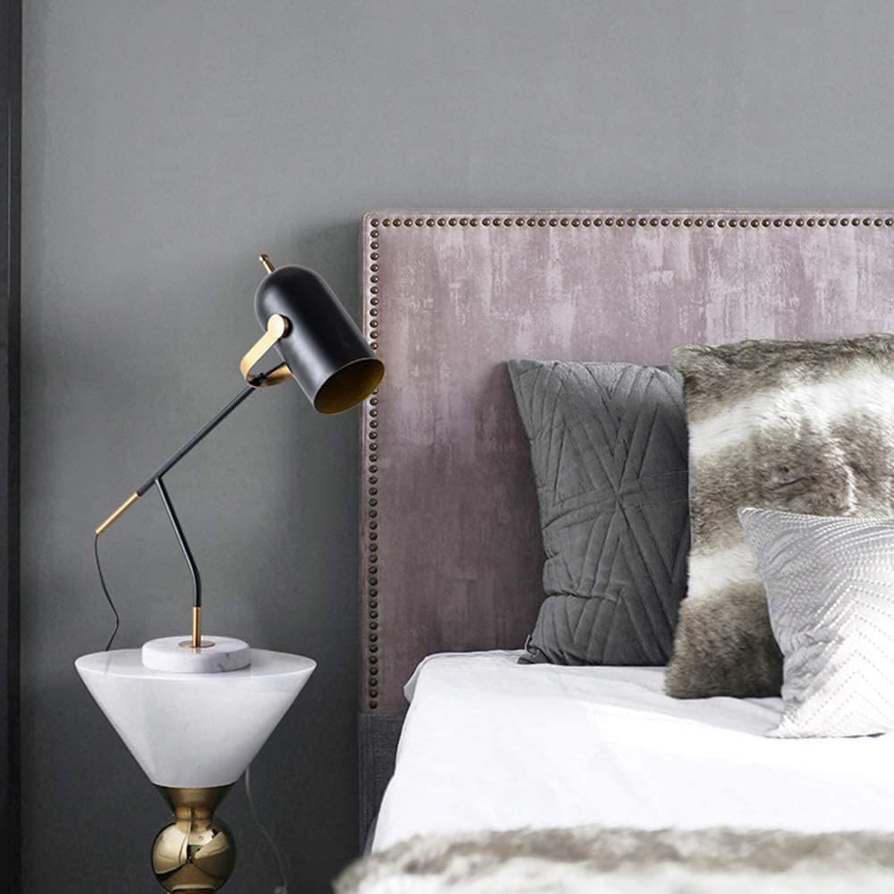 Lampe de Bureau Minimaliste - Éclairage Ajustable et Élégant