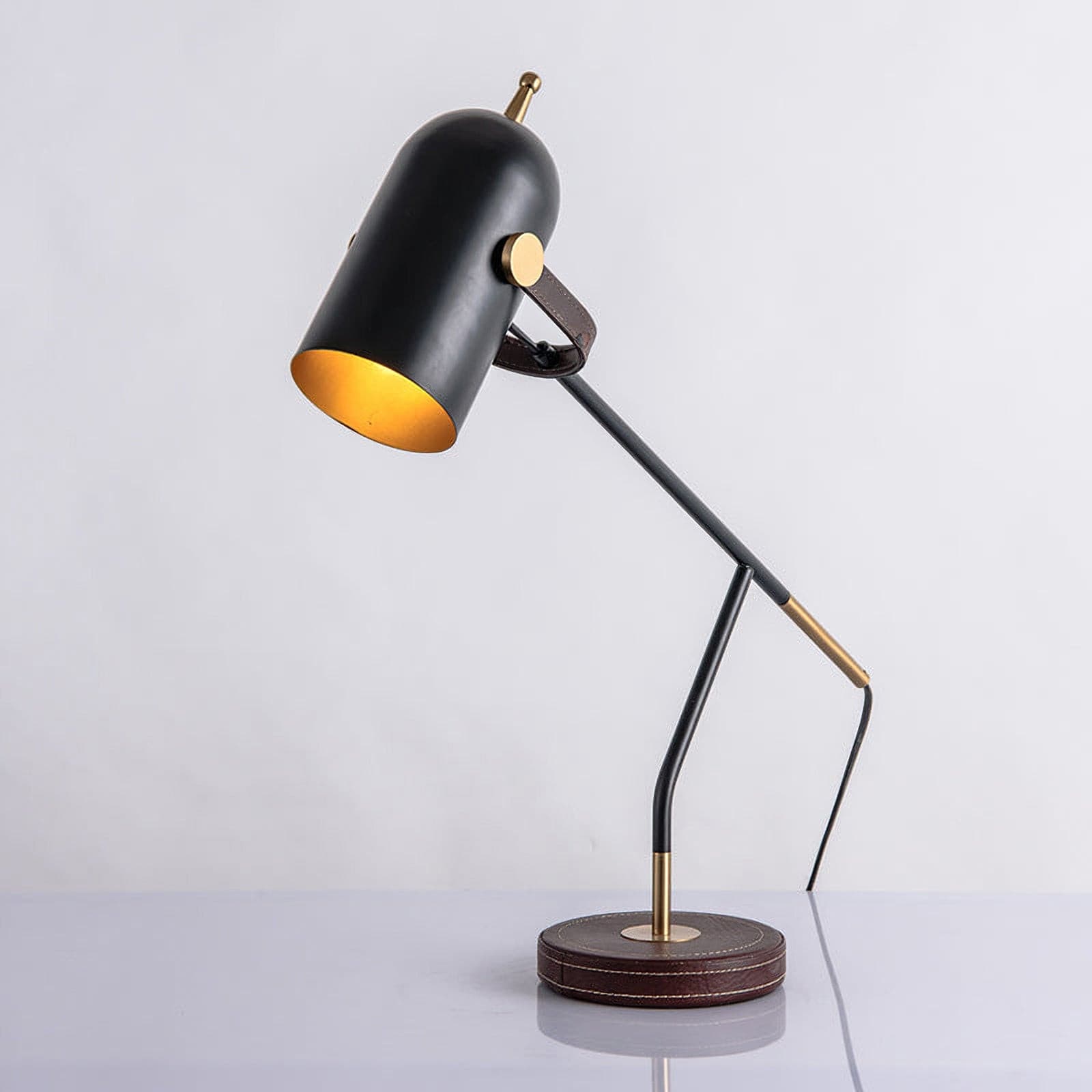Lampe de Bureau Minimaliste - Éclairage Ajustable et Élégant