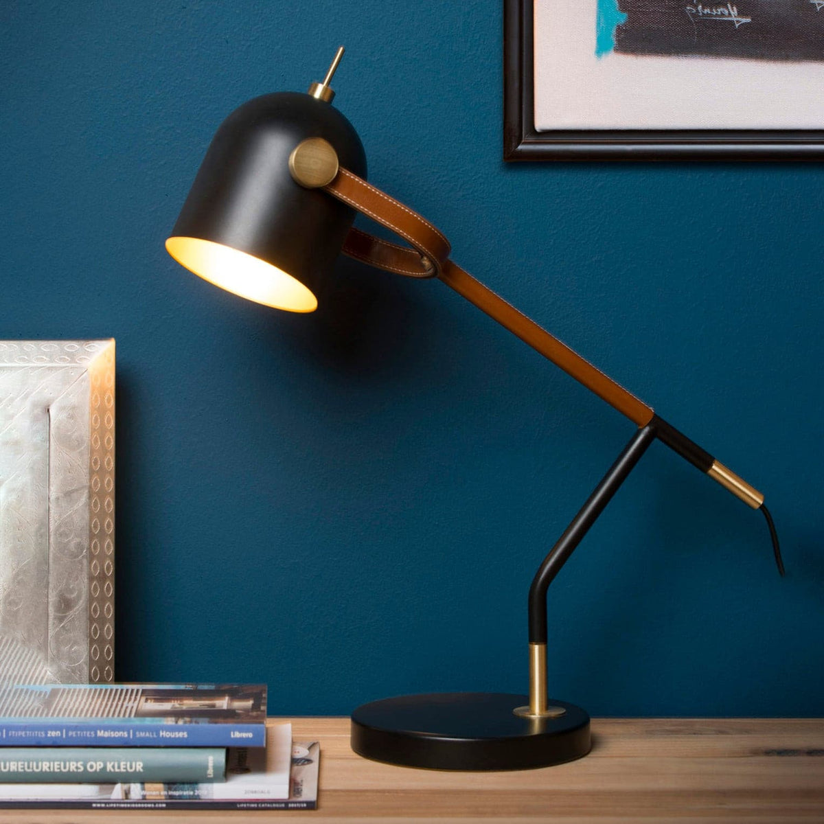 Lampe de Bureau Minimaliste - Éclairage Ajustable et Élégant