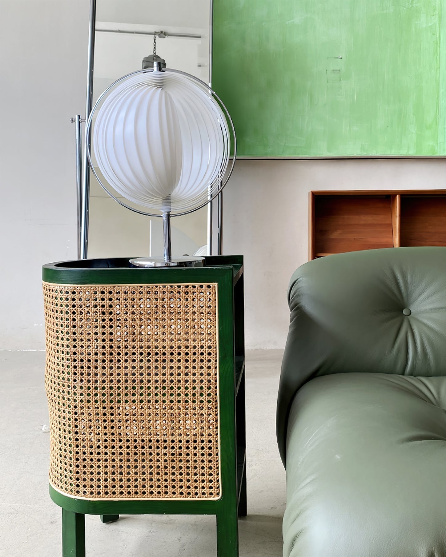 Lampe de Bureau Chrome Élégante - Design Rotatif et Ambiance Raffinée