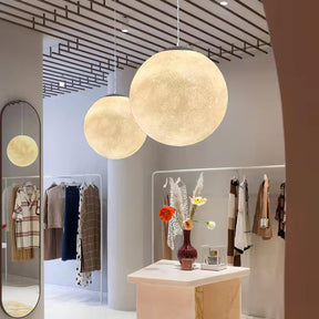 Suspension Lumineuse Design Épuré - Éclairage Ambiant Réglable et Élégant