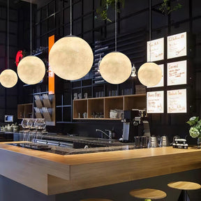 Suspension Lumineuse Design Épuré - Éclairage Ambiant Réglable et Élégant