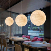 Suspension Lumineuse Design Épuré - Éclairage Ambiant Réglable et Élégant