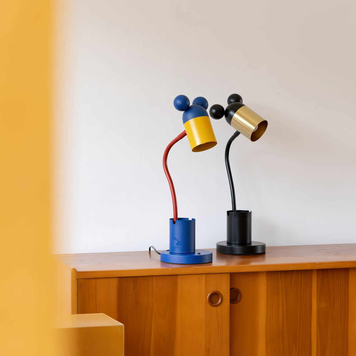Lampe de Table Colorée pour Enfant - Design Ludique et Fonctionnel