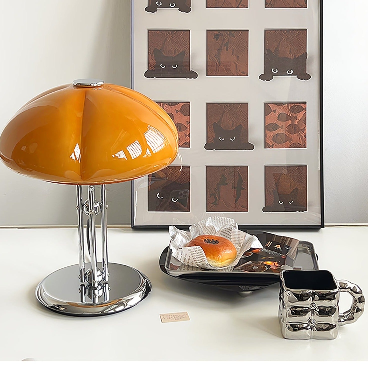 Lampe de Table Bauhaus - Éclairage Ambre et Design Élégant