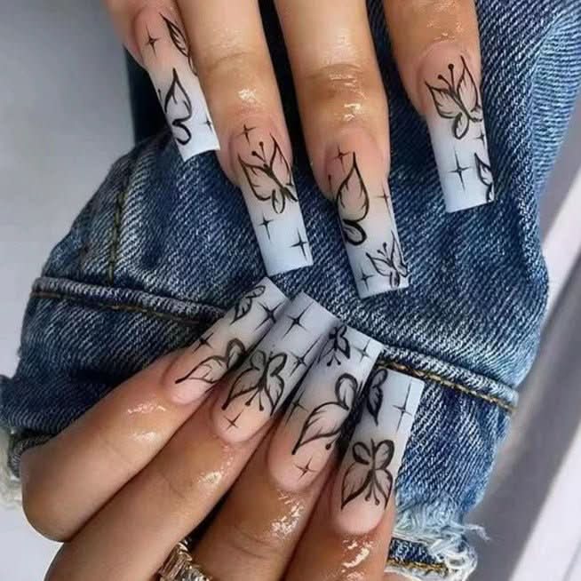 Ongles Press-On Roses Premium - Application Rapide et Élégante