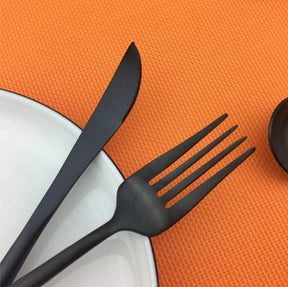 Couverts en Acier Inoxydable Noir - Ensemble Élégant pour Dîner Sophistiqué
