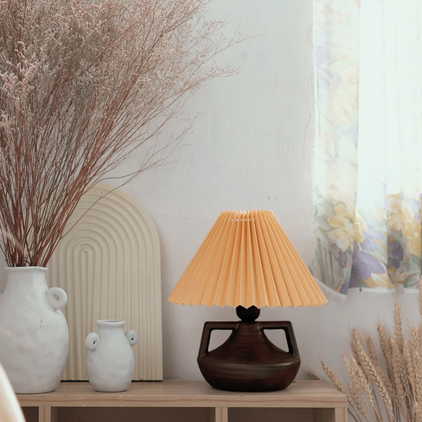 Lampe de Table Élégante avec Abat-jour Plissé - Ambiance Chaleureuse et Cosy