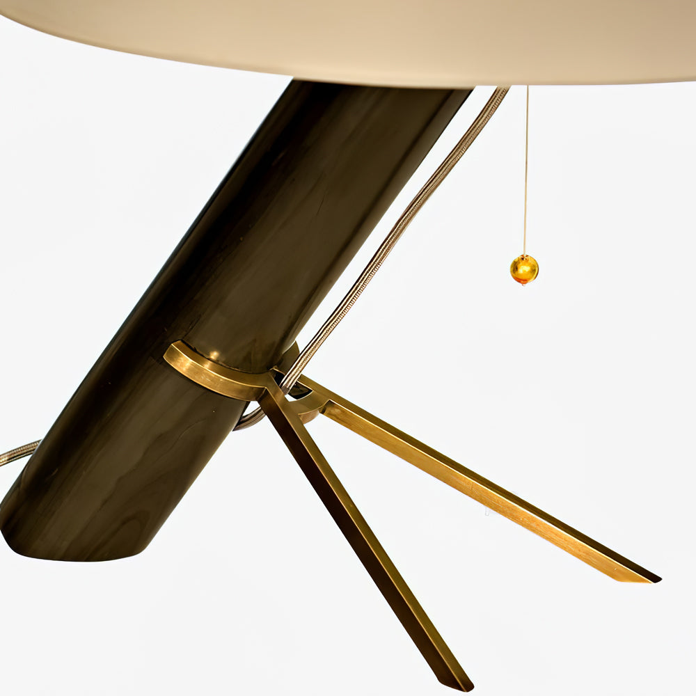 Lampe de Table Élégante avec Finition Dorée - Style Sophistiqué pour Votre Intérieur