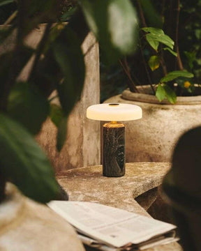 Lampe de Bureau en Marbre - Élégance et Ambiance Conviviale
