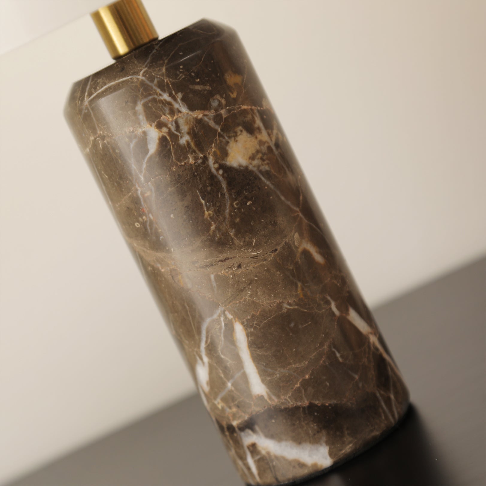 Lampe de Bureau en Marbre - Élégance et Ambiance Conviviale