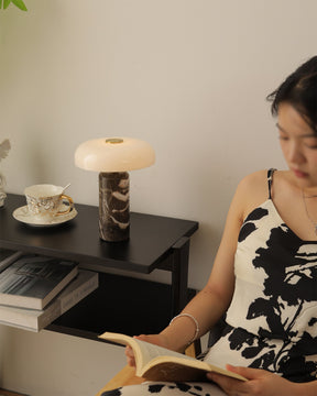 Lampe de Bureau en Marbre - Élégance et Ambiance Conviviale