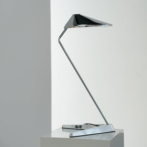 Lampe de Table Minimaliste - Design Épuré et Élégant