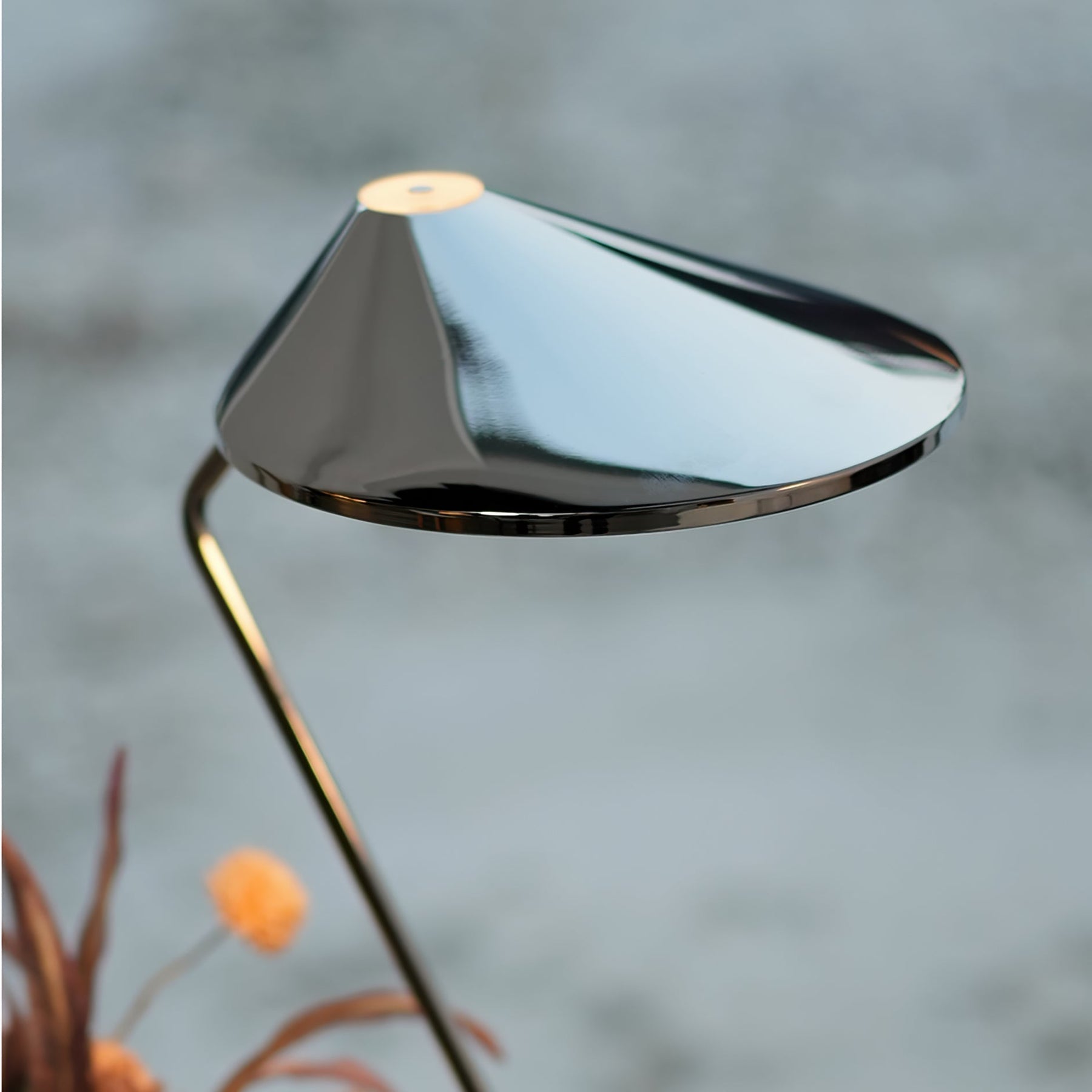 Lampe de Table Minimaliste - Design Épuré et Élégant