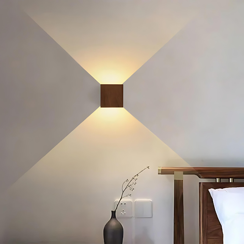 Applique Murale LED en Bois Naturel - Design Scandinave pour Espaces Minimalistes