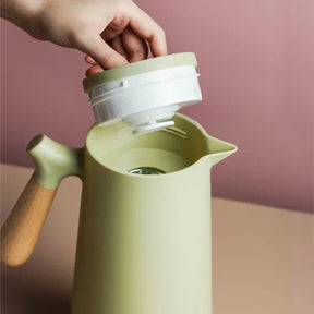 Bouteille Isolée en Acier Inoxydable - Isolation Supérieure et Design Élégant