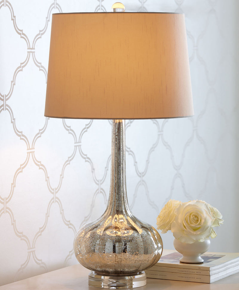 Lampe de Table en Céramique Épurée - Design Élégant avec Abat-jour Blanc