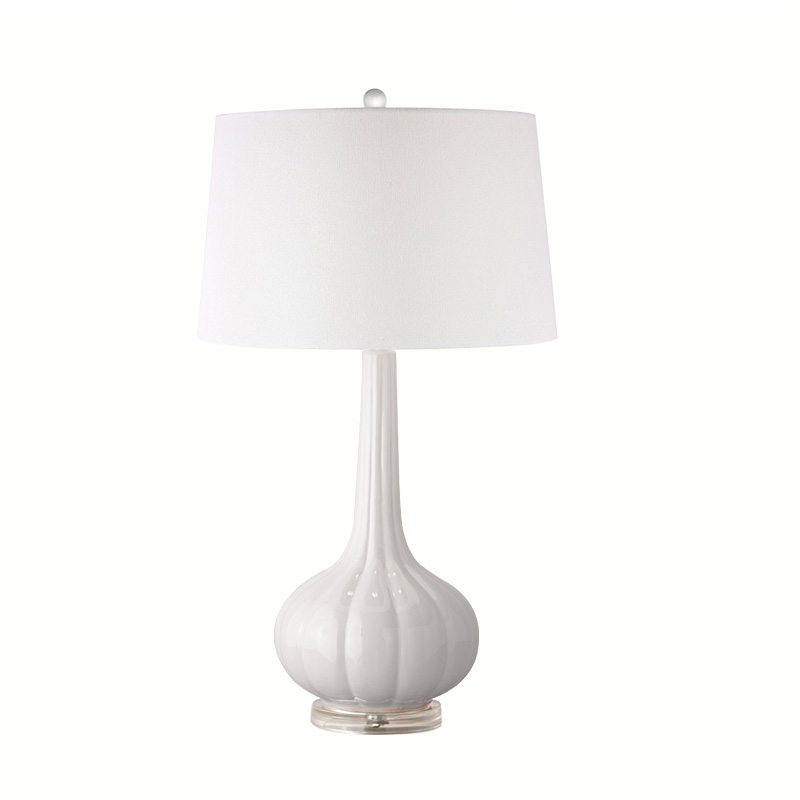 Lampe de Table en Céramique Épurée - Design Élégant avec Abat-jour Blanc