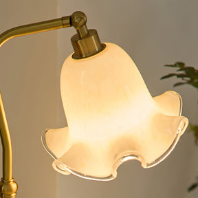 Lampe de Table Vintage Florale - Élégance et Ambiance Douce dans Votre Espace
