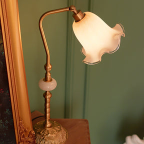 Lampe de Table Vintage Florale - Élégance et Ambiance Douce dans Votre Espace