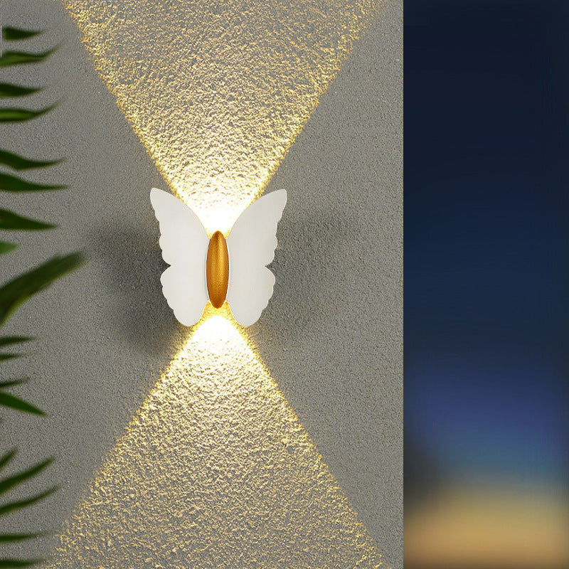 Applique Murale Extérieure Papillon - Élégance Naturelle et Lumière Douce
