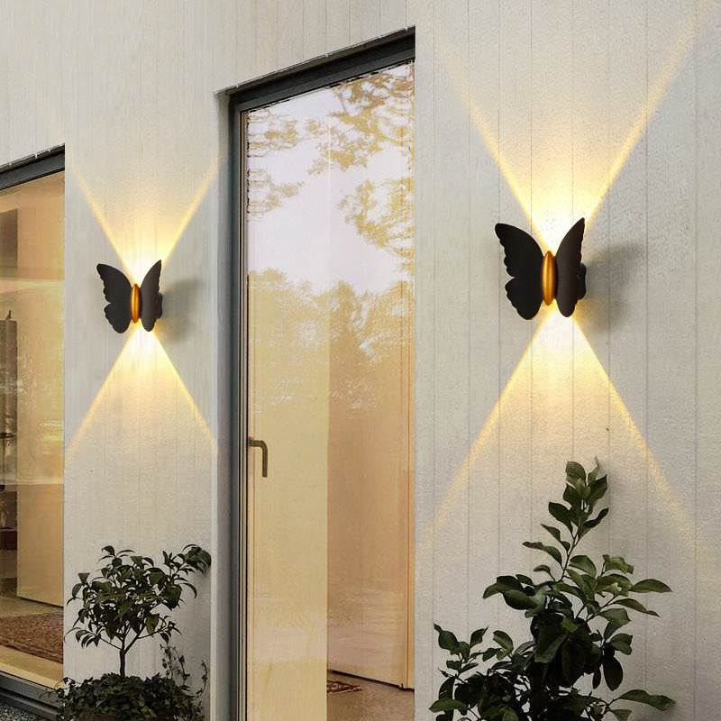 Applique Murale Extérieure Papillon - Élégance Naturelle et Lumière Douce