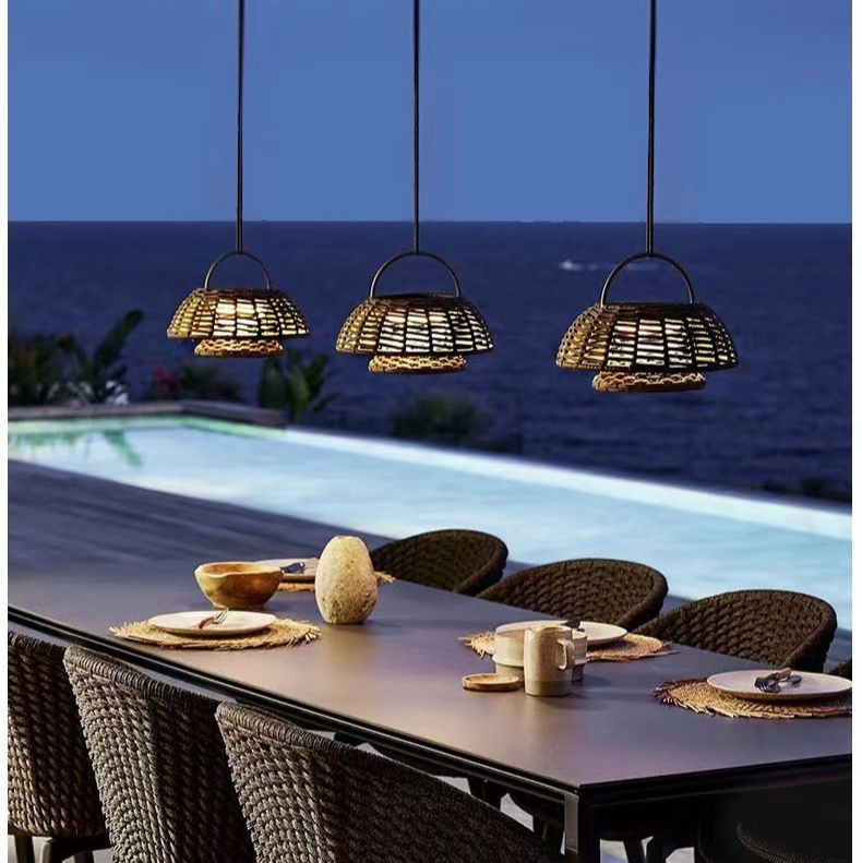 Lampe Suspendue en Bambou Écologique - Applique LED Résistante aux Intempéries