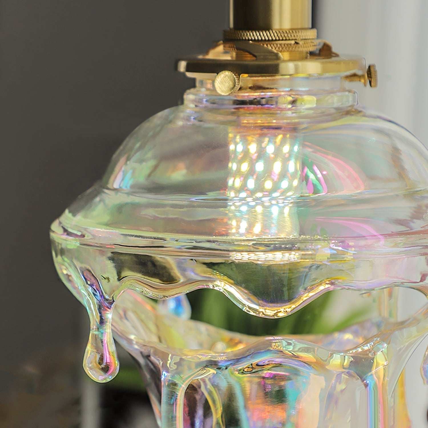 Lampe de Table en Résine - Design Organique et Éthéré