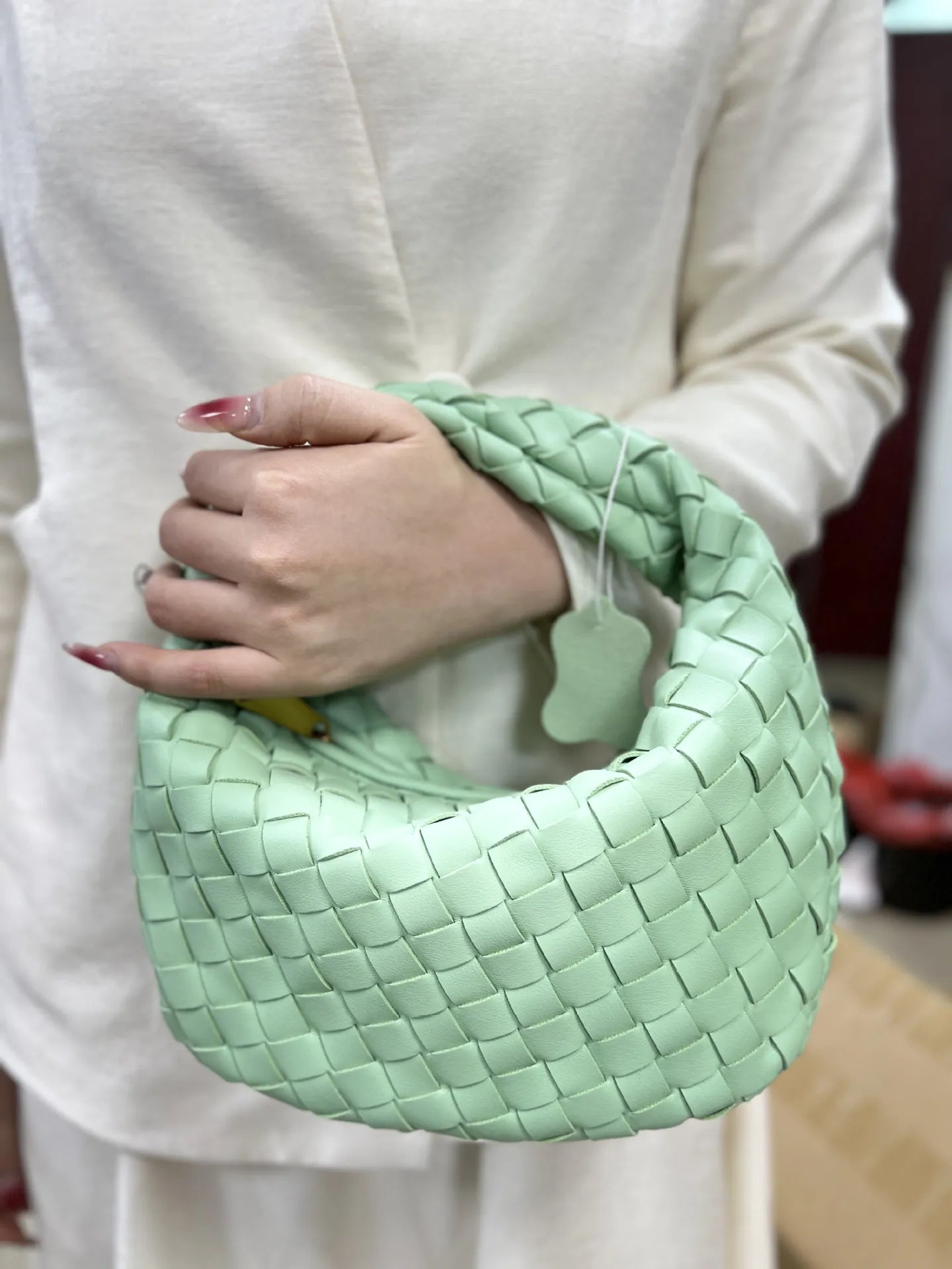 Sac à Main Tressé pour Femmes - Élégant et Spacieux en Polyuréthane