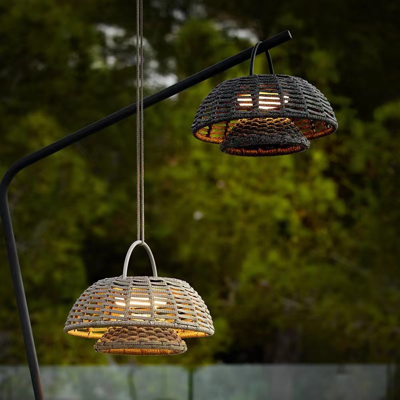 Lampe Suspendue en Bambou Écologique - Applique LED Résistante aux Intempéries