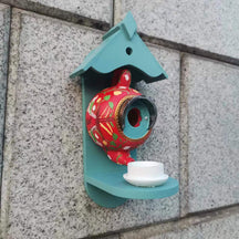 Nichoir en Théière Coloré - Confort et Sécurité pour les Oiseaux