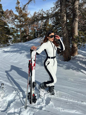 Tenue de Ski Sophistiquée pour Femmes - Confort et Style sur les Pistes