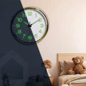 Horloge Murale Silencieuse Rétroéclairée - Design Élégant et Ambiance Apaisante