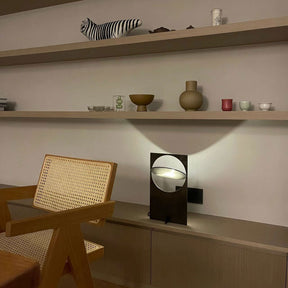 Lampe de Table Minimaliste LED - Design Élégant et Économe en Énergie
