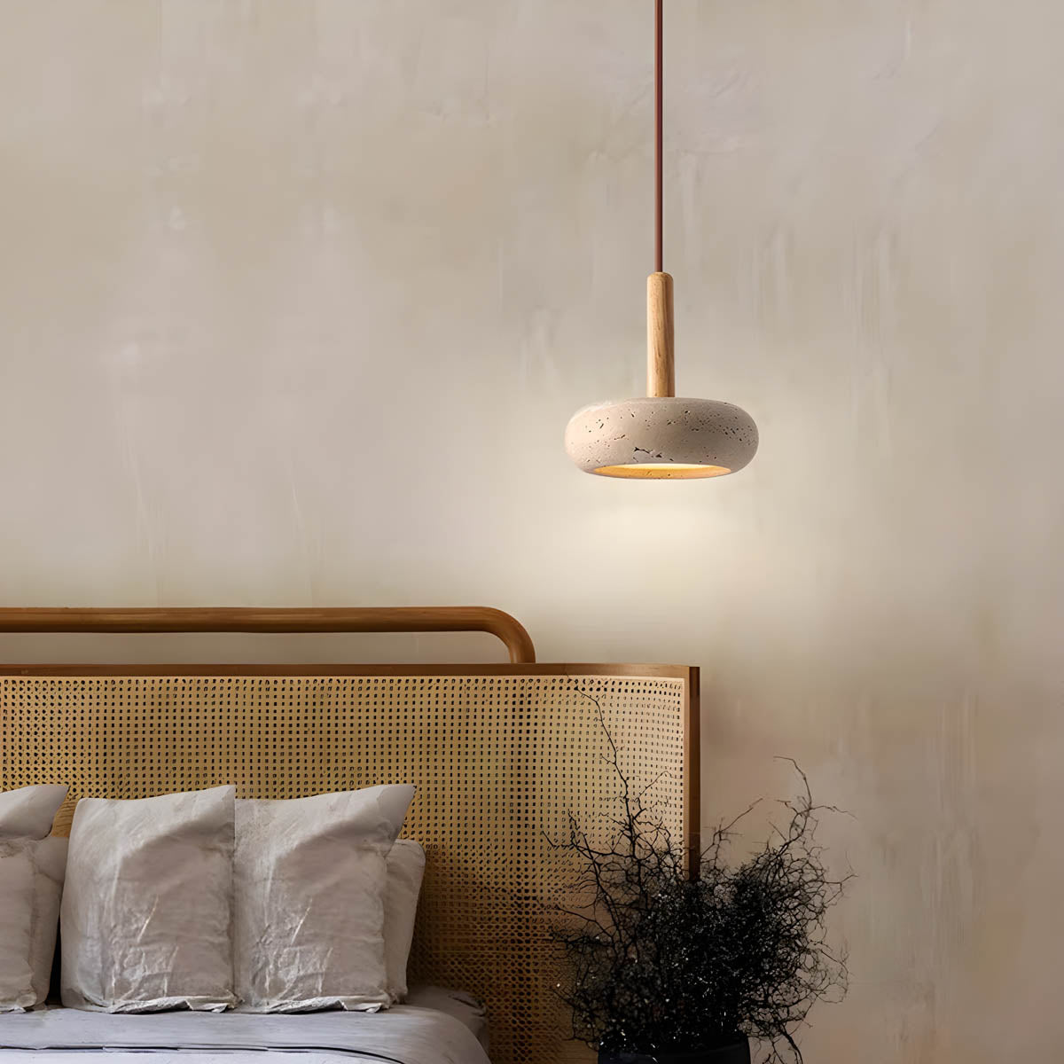 Lampe Suspendue en Travertin Jaune - Élégance et Charme Organique