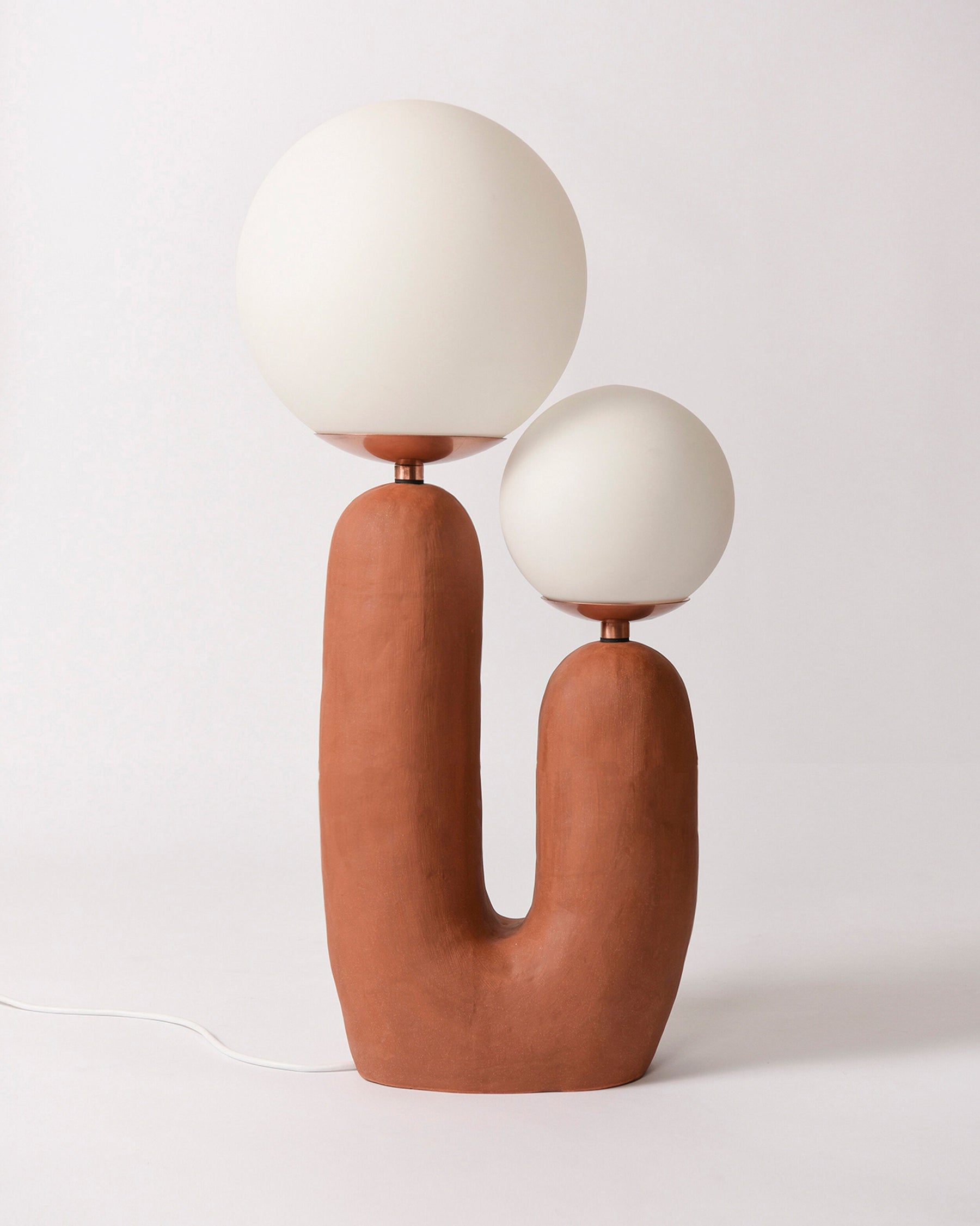 Lampe de Table en Verre et Résine - Design Élégant et Moderne pour Intérieur